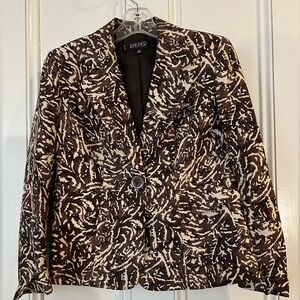 Kasper size 6P animal print lightweight women’s blazer, classic cut.